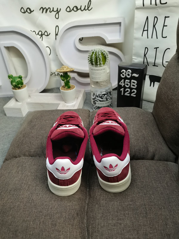 Adidas Campus Burgundy Suede – Retro Style Sneaker