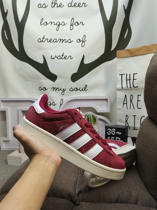 Adidas Campus Burgundy Suede – Retro Style Sneaker