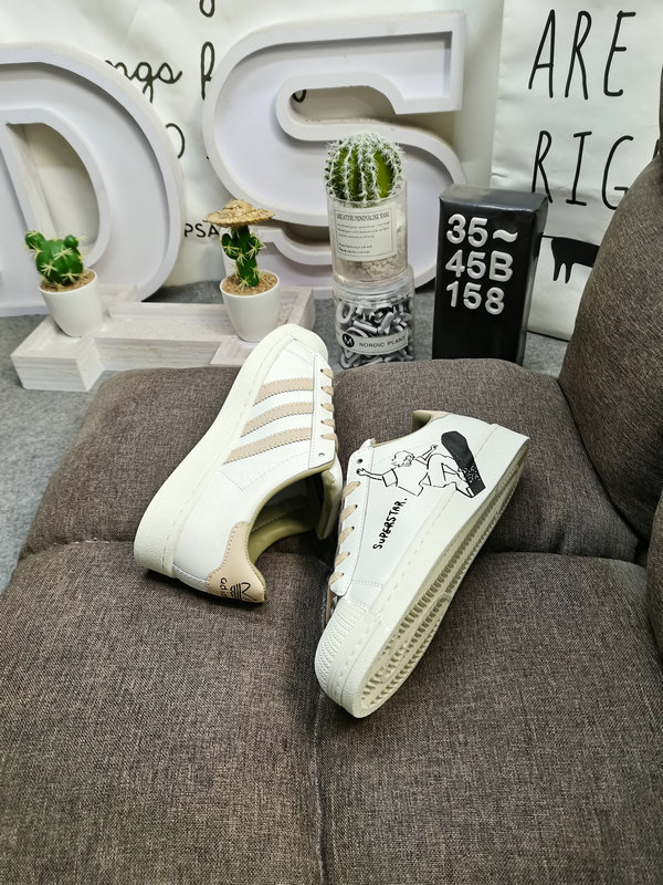Adidas Skateboard White Graphic – Adidas Superstar Skateboard White