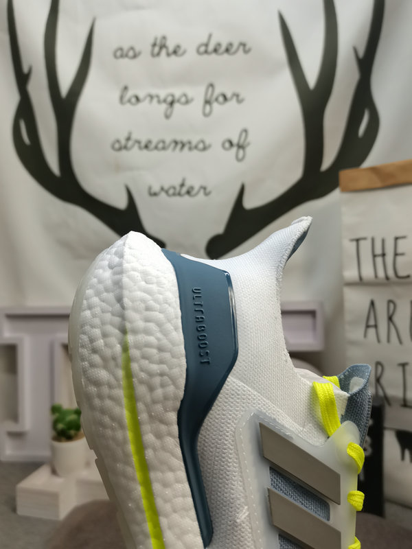 Adidas Ultraboost 22 White Blue – Performance Running Shoes