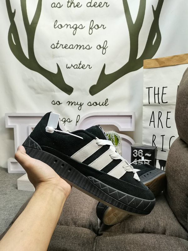 Adidas Veracity Low Black – Suede Skate Shoes